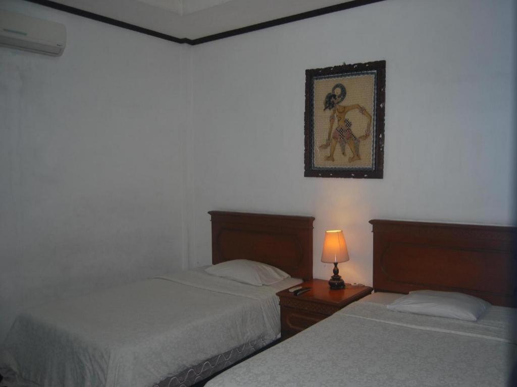 Sadinah Sahid Josodipuro Hotel Colomadu Esterno foto
