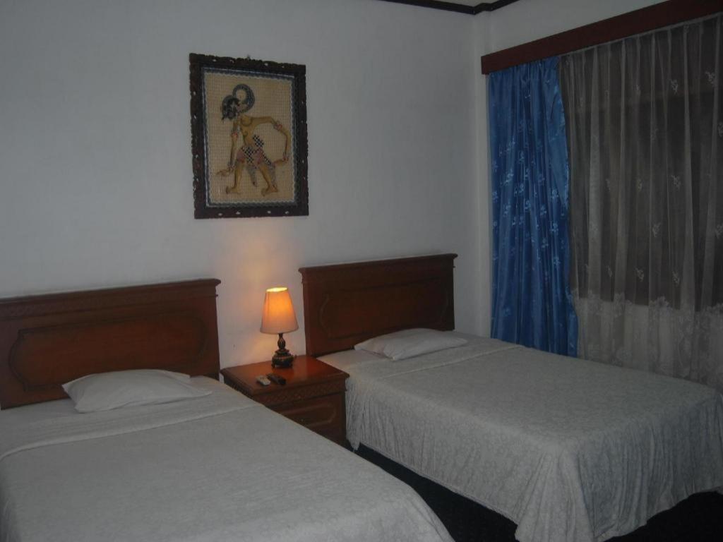 Sadinah Sahid Josodipuro Hotel Colomadu Esterno foto