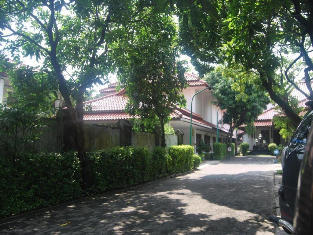 Sadinah Sahid Josodipuro Hotel Colomadu Esterno foto