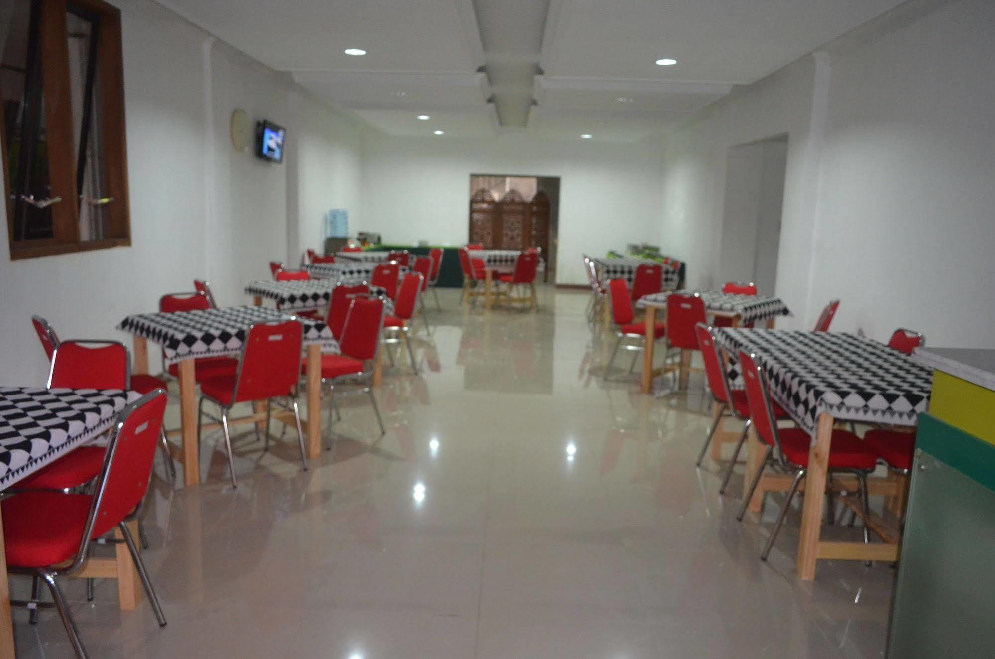 Sadinah Sahid Josodipuro Hotel Colomadu Esterno foto
